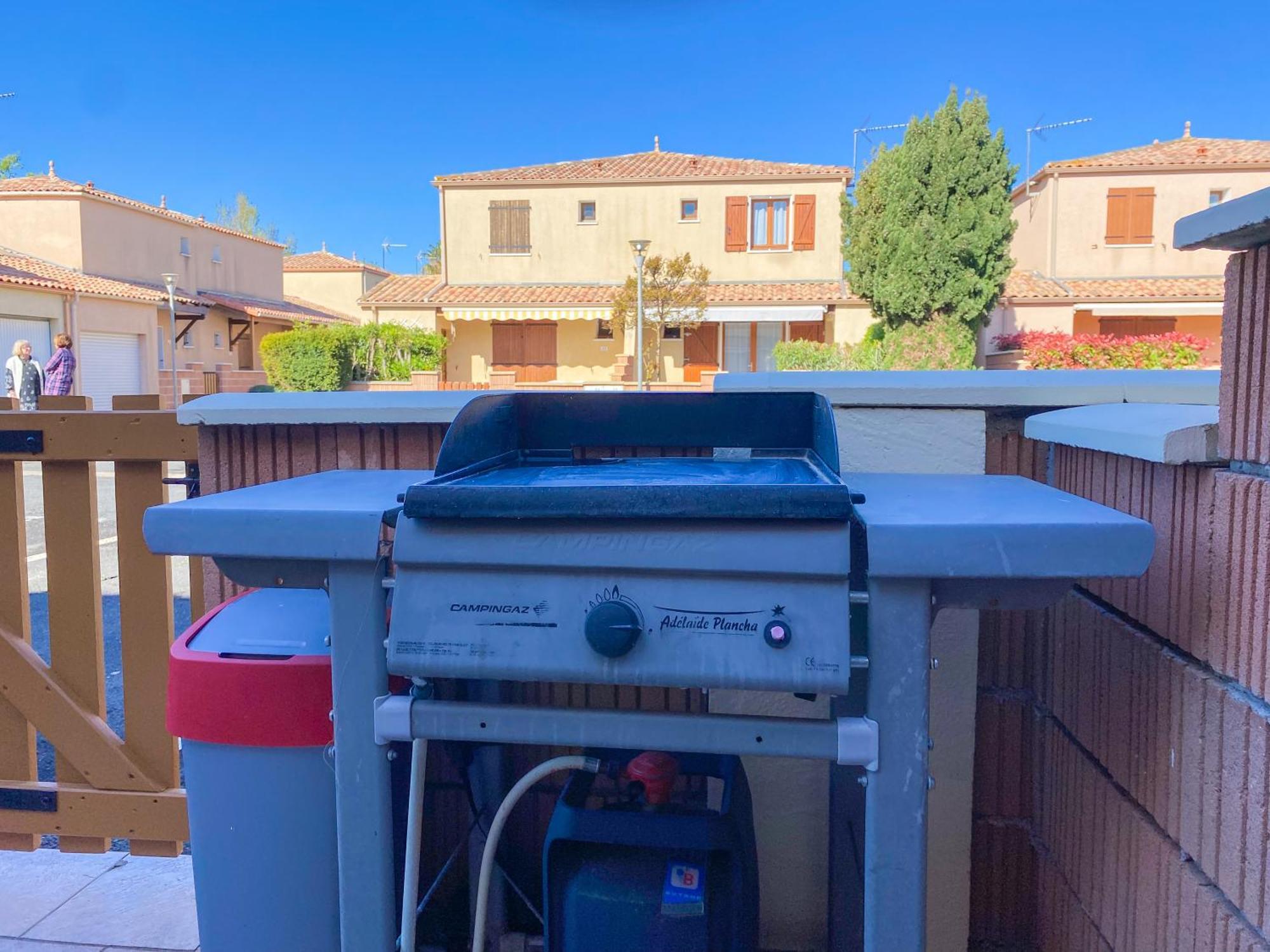 Maison bord de mer en résidence avec piscine Vias Exterior foto