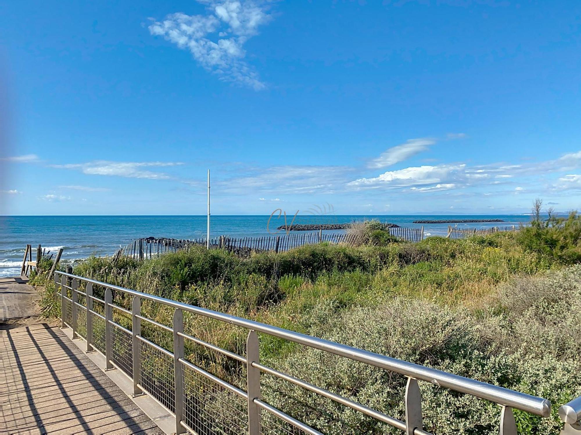 Maison bord de mer en résidence avec piscine Vias Exterior foto